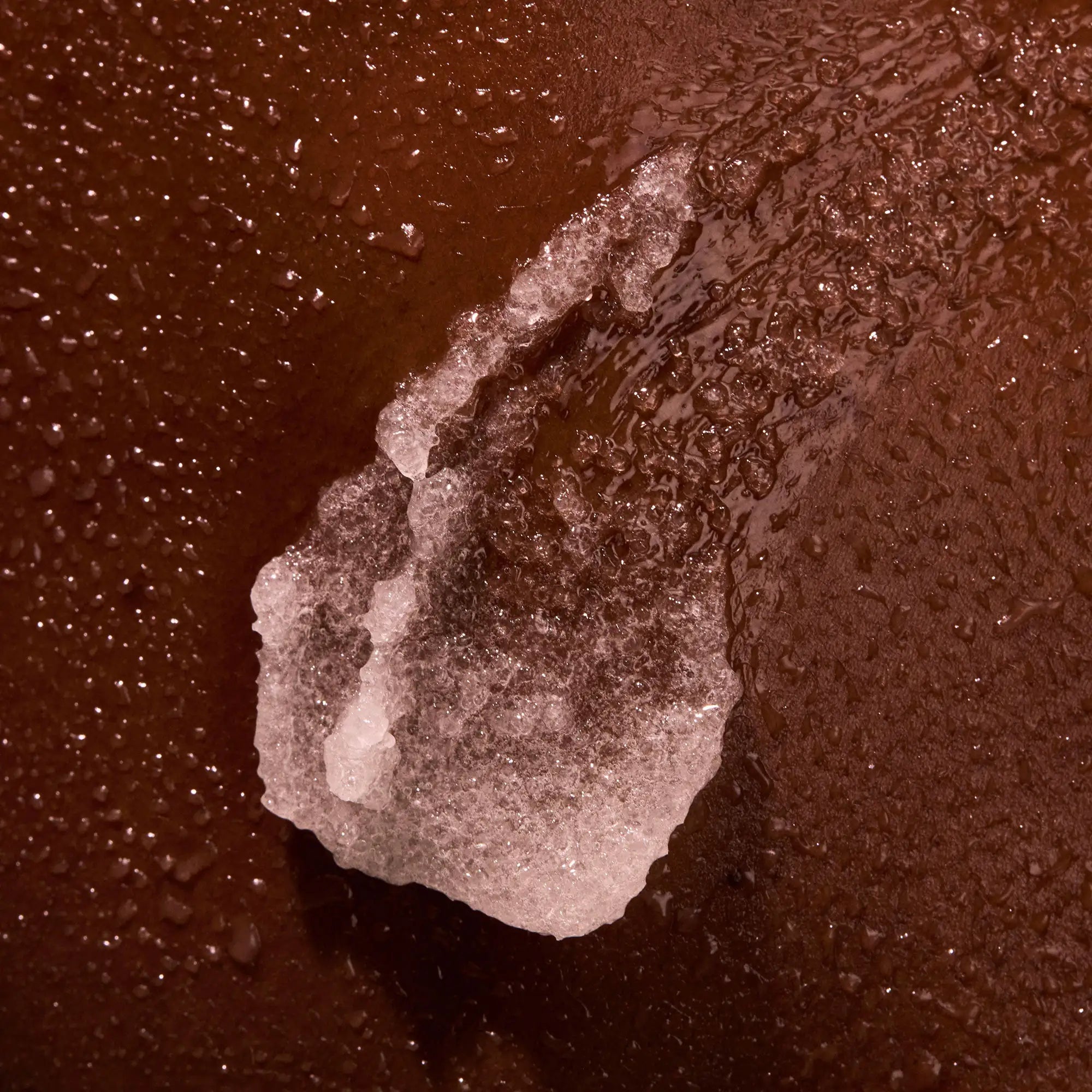 the-glow-getter-multi-oil-body-scrub-p7 NATR-40028-Alt-Image-TheGlowGetterMulti-OilBodyScrub-08.webp