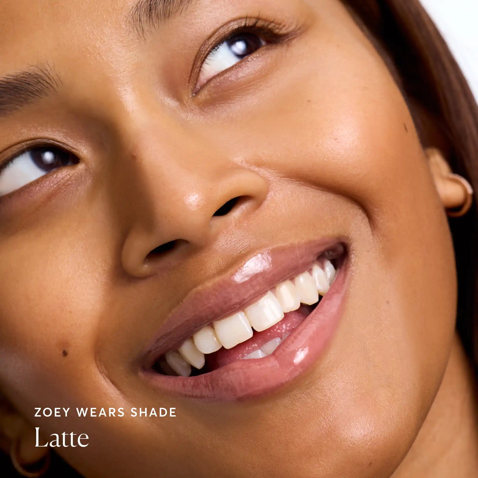 phyto-glow-lip-balm-latte-y6 NATR-60110-Alt-Images-Phyto-Glow-Lip-Balm-Latte-04.webp