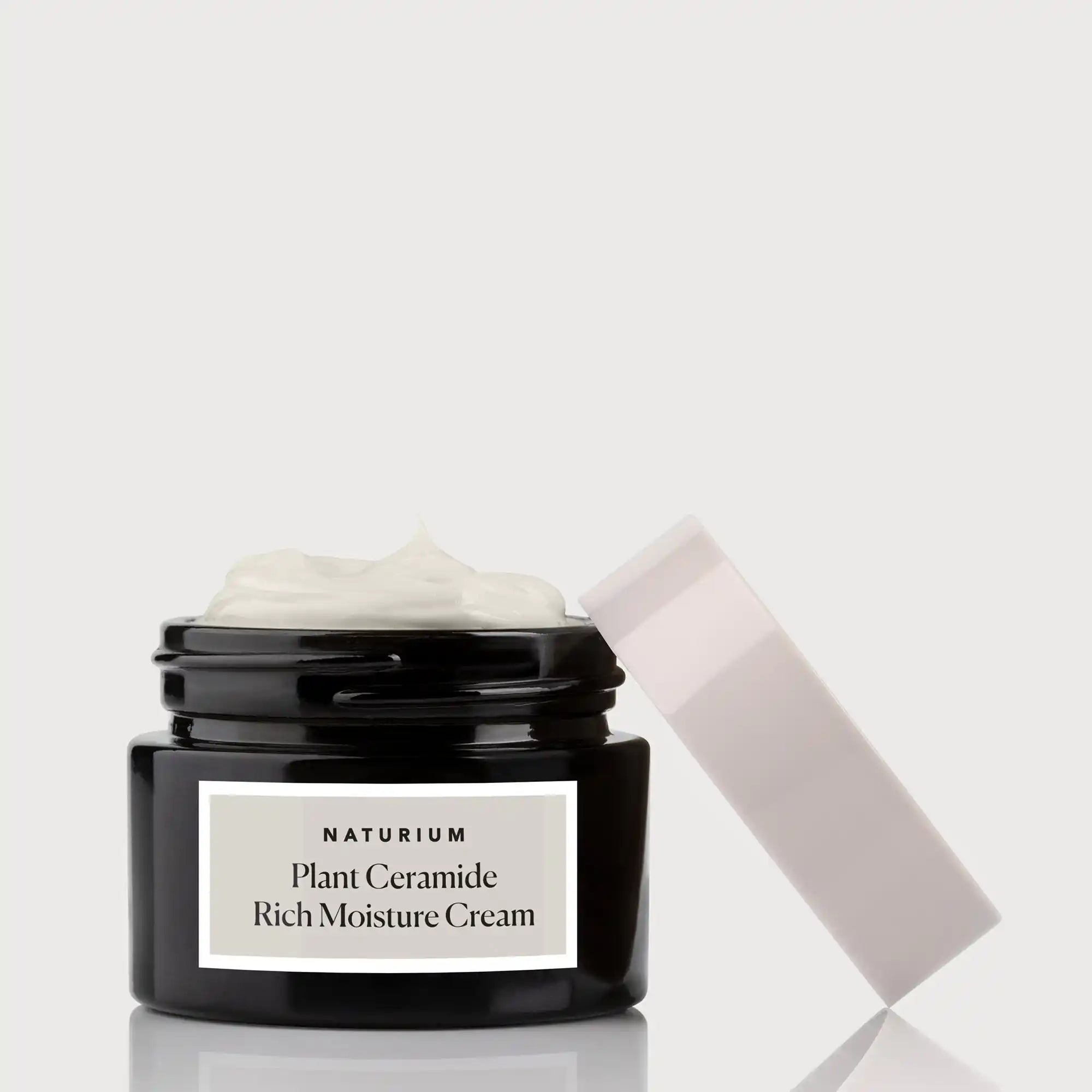 plant-ceramide-rich-moisture-cream-q0 NATR_Catalog_PCRM-Cream-CapOff.webp