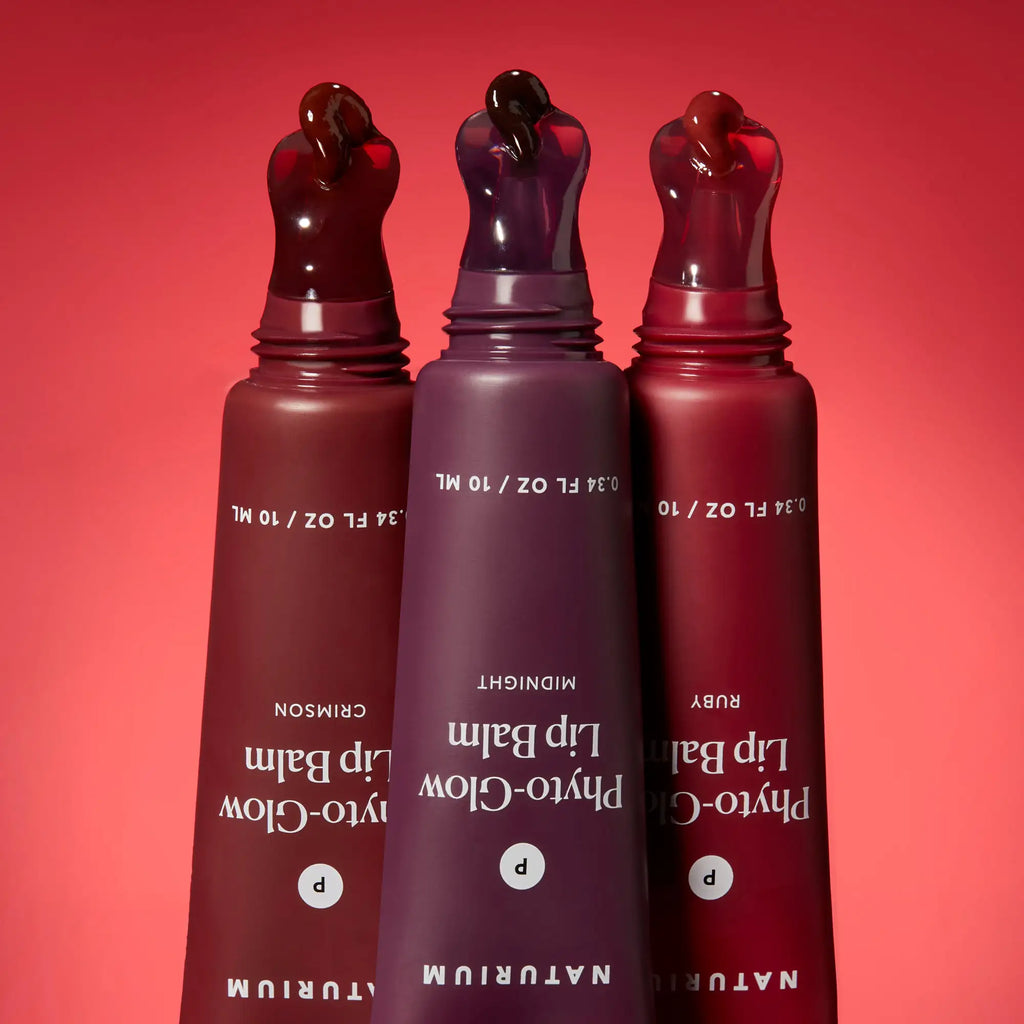 phyto-glow-lip-balm-crimson-t4 phytoglow-moody_6357-crop_1_e73a7054-8061-4f72-8a58-c0111f6fcffa.webp