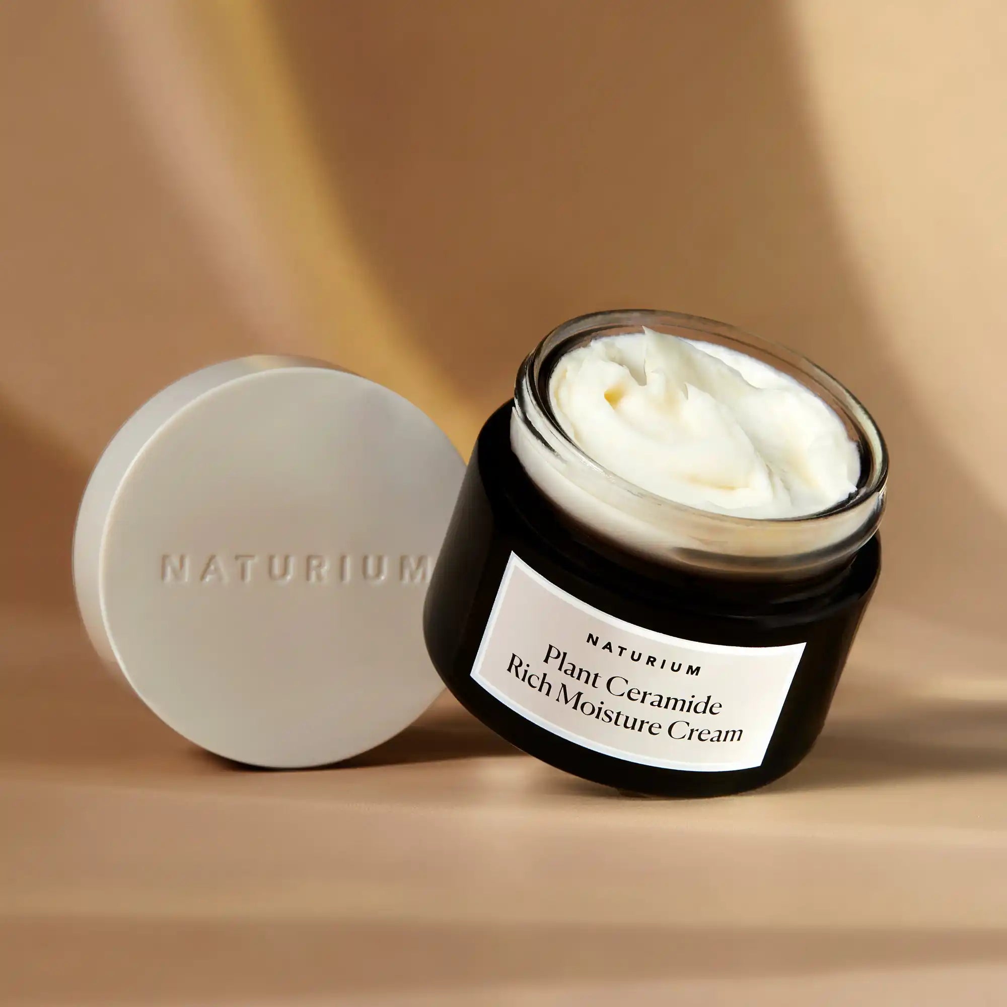 plant-ceramide-rich-moisture-cream-q0 plantceramide_0154-crop_1.webp